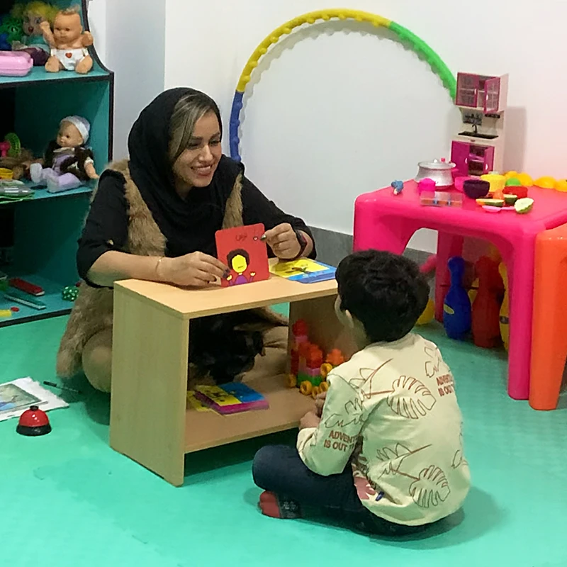 مشاوره تخصصی کودک و نوجوان - کلینیک رویش نتاج