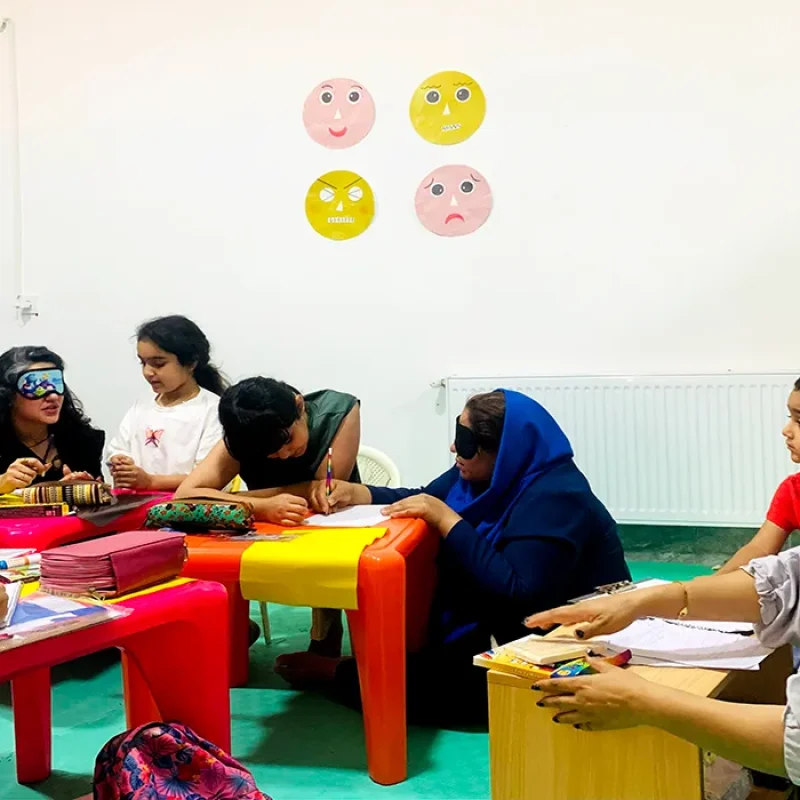 بازی‌درمانی و گفتاردرمانی تخصصی